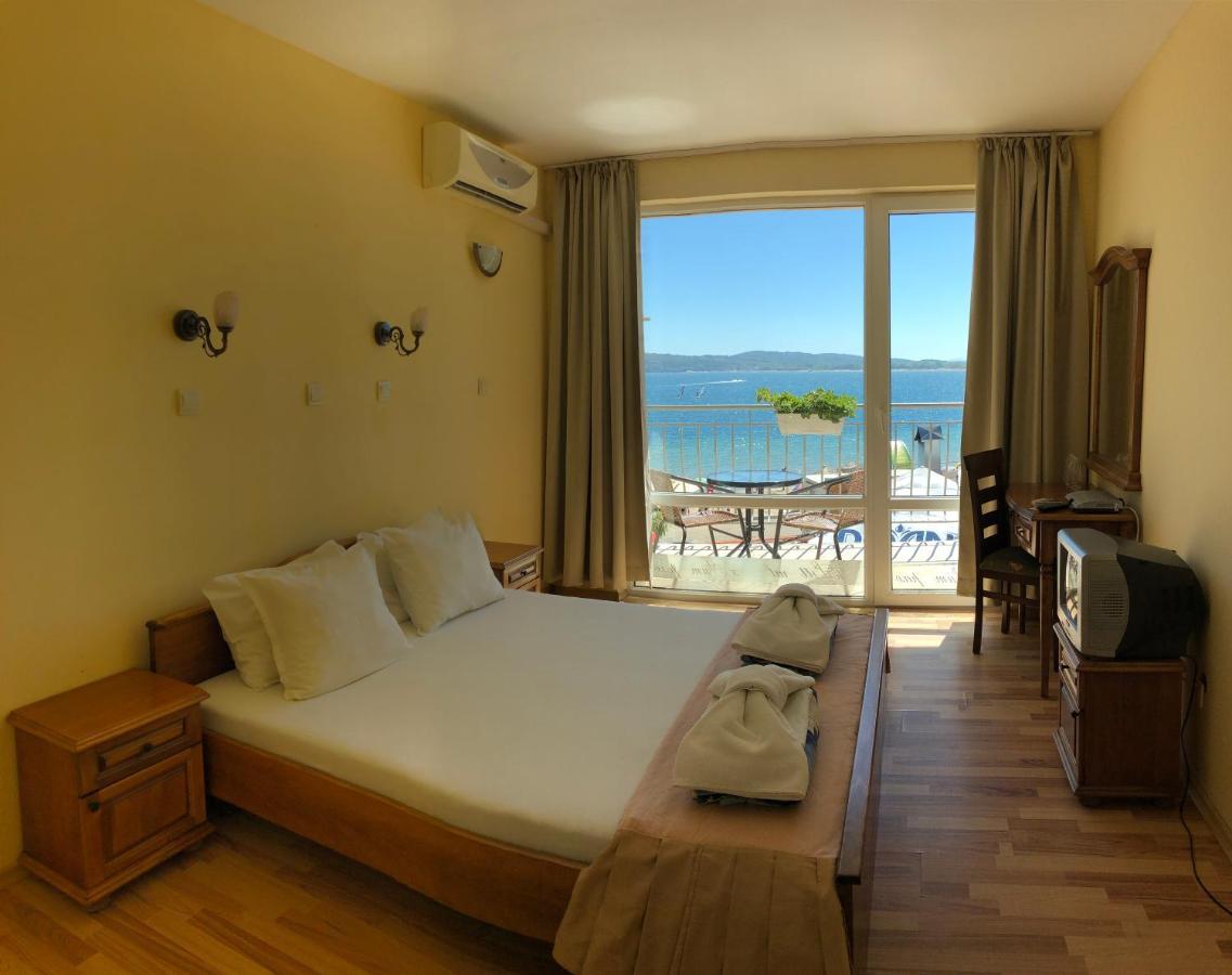Family Hotel Littoral Sozopol Eksteriør billede