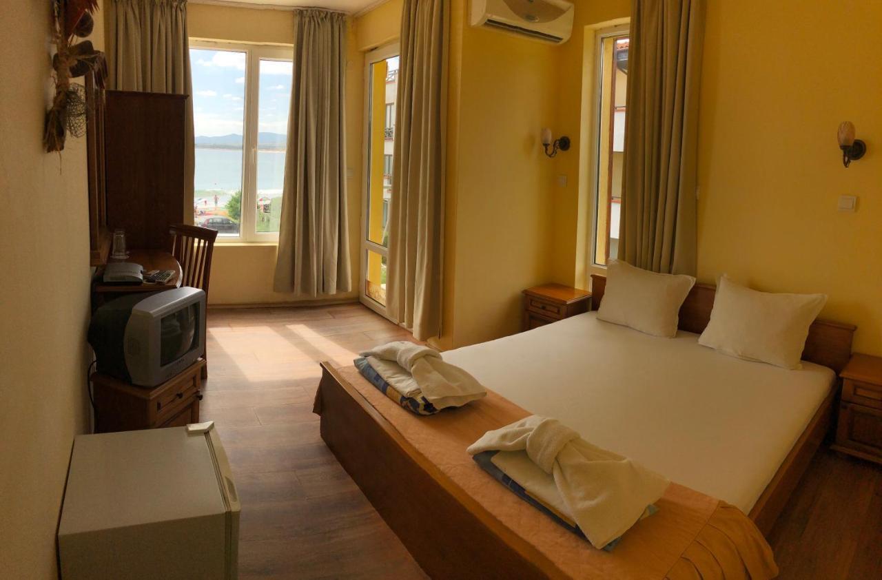 Family Hotel Littoral Sozopol Eksteriør billede