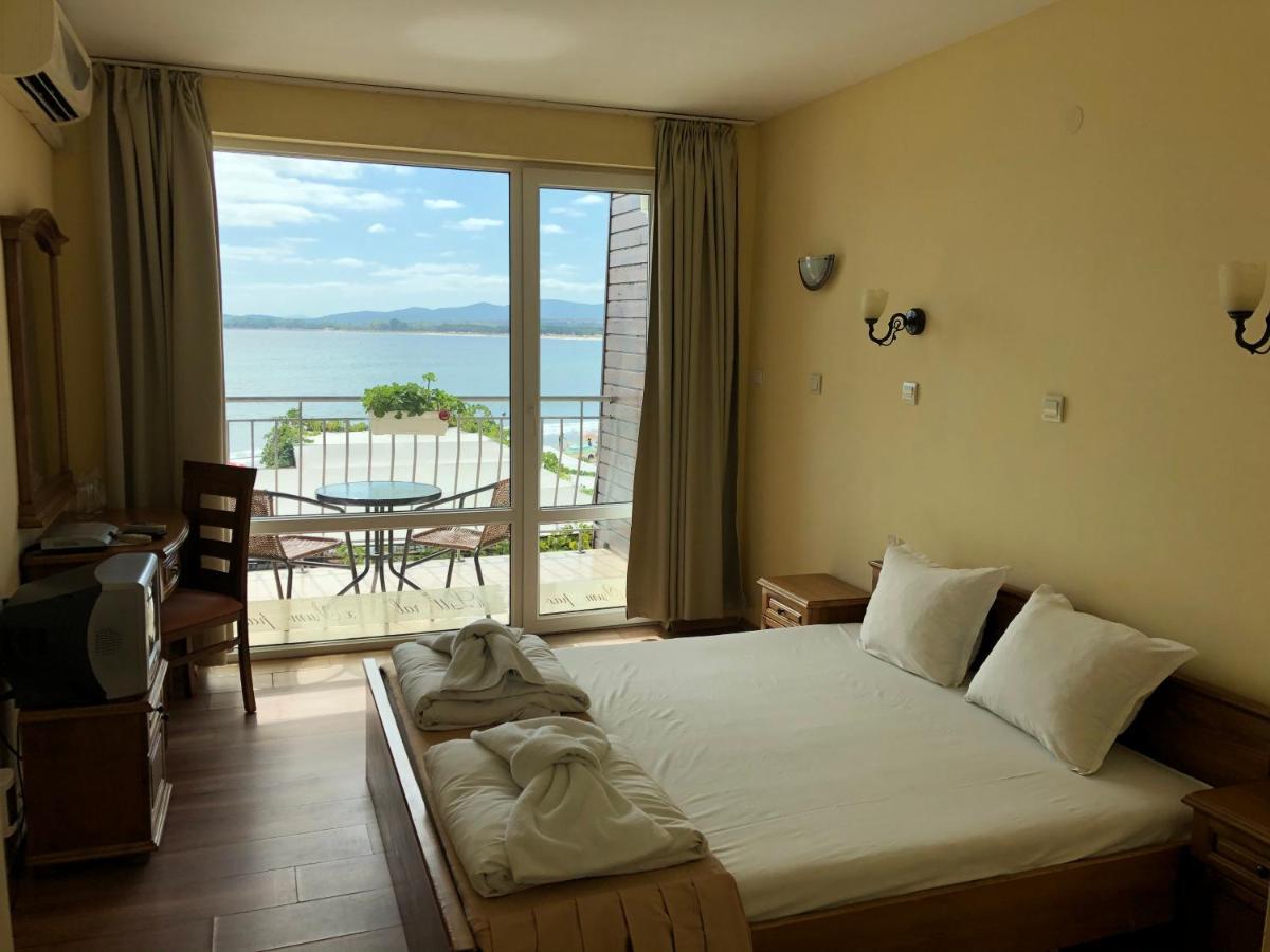 Family Hotel Littoral Sozopol Eksteriør billede
